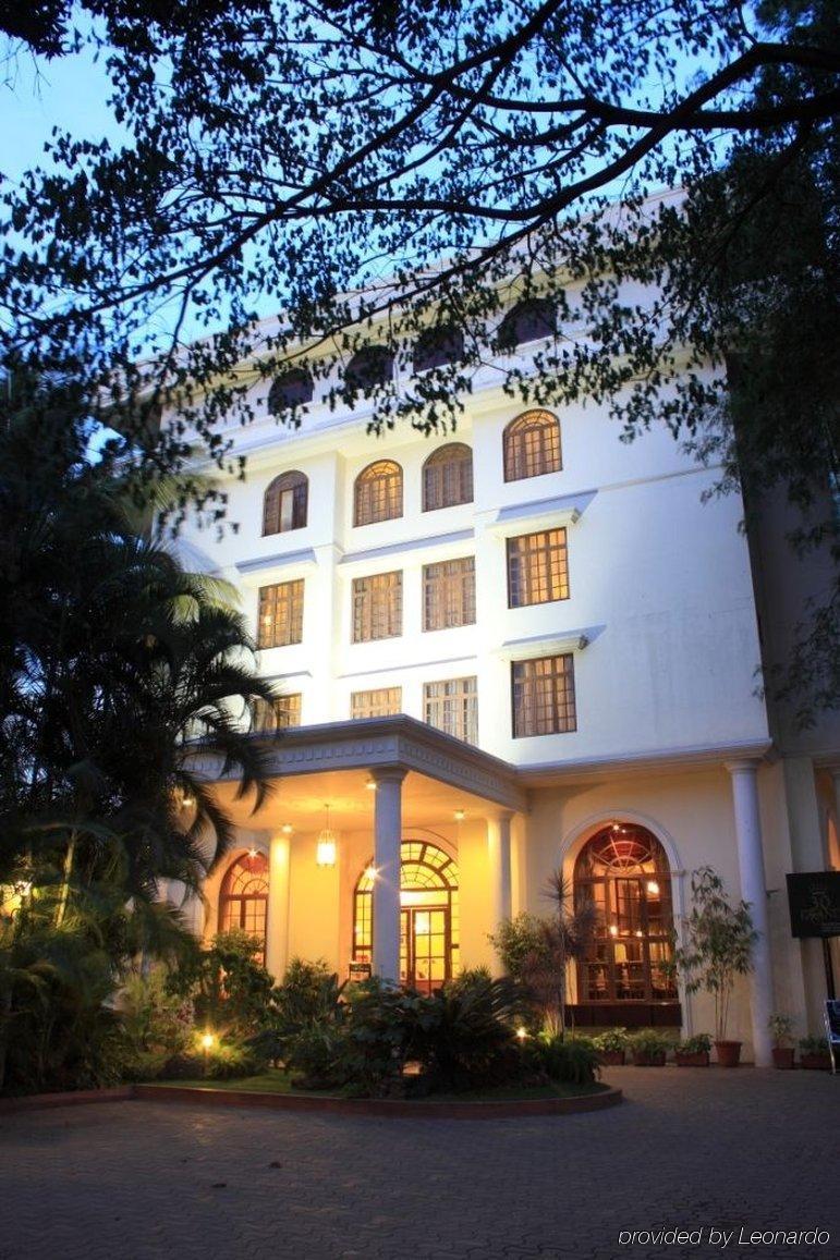 Hotel The The Grand Magrath Bangalore Buitenkant foto