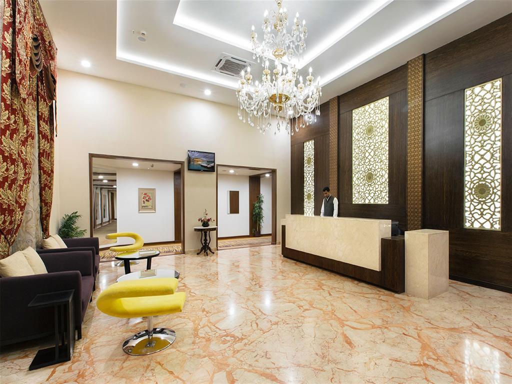 Hotel The The Grand Magrath Bangalore Buitenkant foto