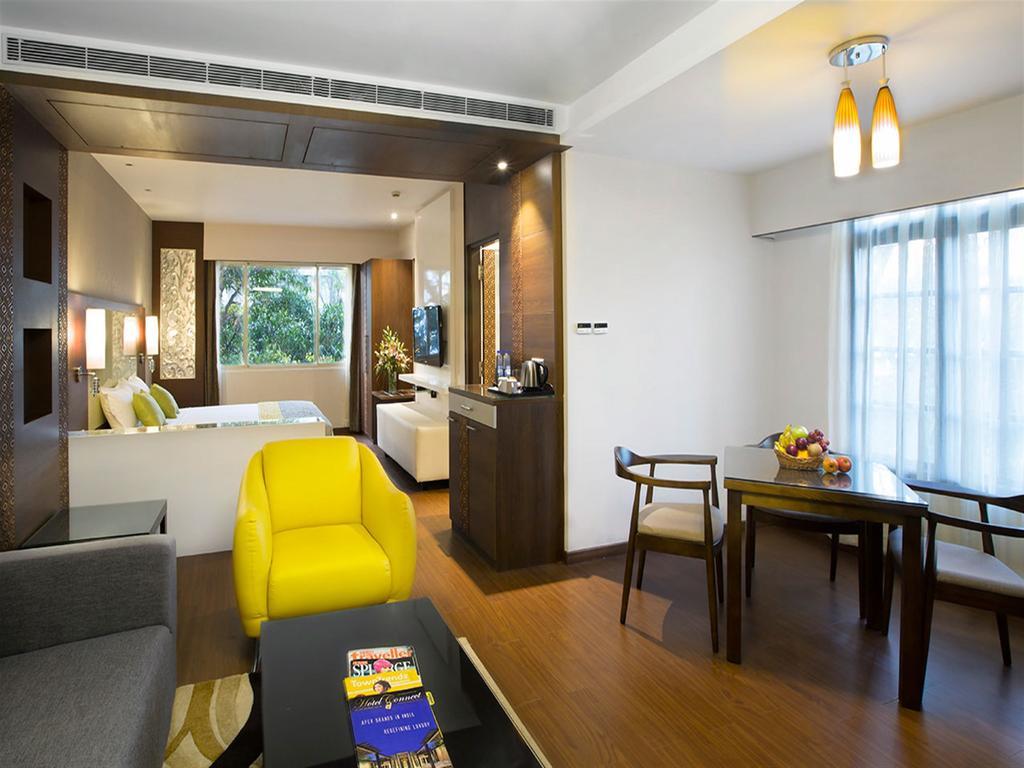 Hotel The The Grand Magrath Bangalore Buitenkant foto